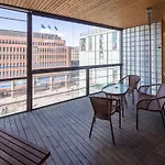City Center Park View Studio With Sauna And Balcony